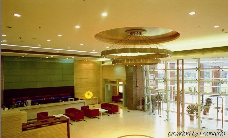 Nirvana Luxury Hotel L Лудхіяна Інтер'єр фото